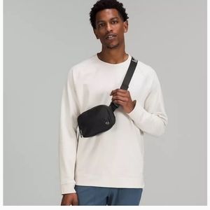 Lululemon Athletica Everywhere  Belt Bag 1L Black/White Strap